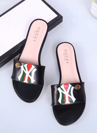 Gucci step-ins black