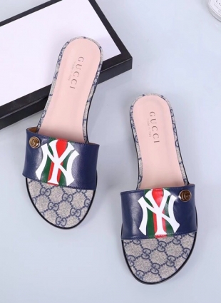 Gucci step-ins dark blue