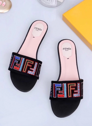 Fendi step-ins black