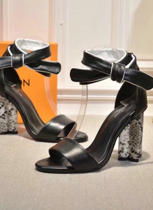 Louis Vuitton sandals black