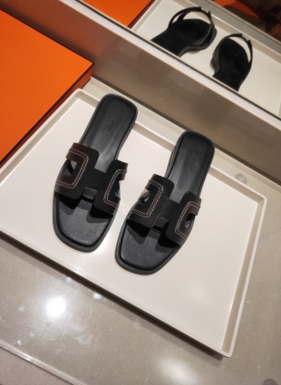 Hermès step-ins black
