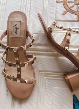 Valentino sandals beige