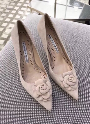 Manolo Blahnik shoes powder