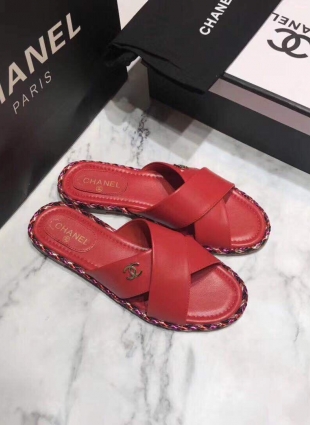 Chanel step-ins red