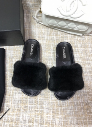 Chanel step-ins black