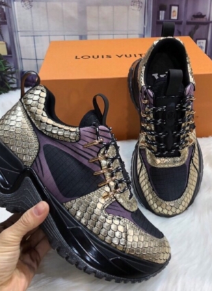 Louis Vuitton sneakers multicolored