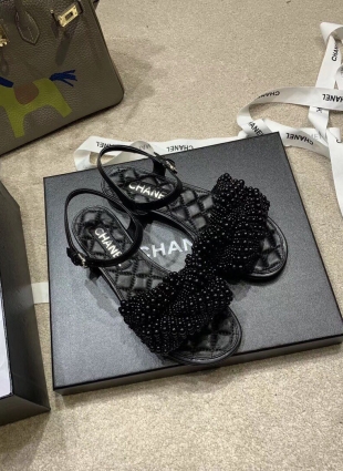 Chanel sandals black