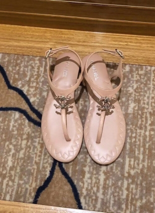 Chanel sandals beige