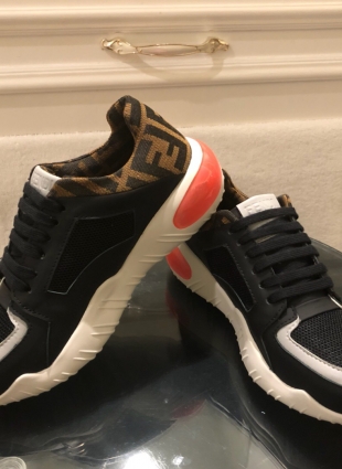 Fendi sneakers black