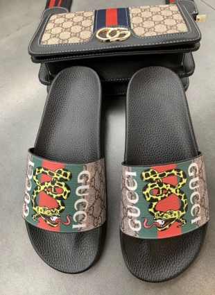 Gucci slippers multicolored