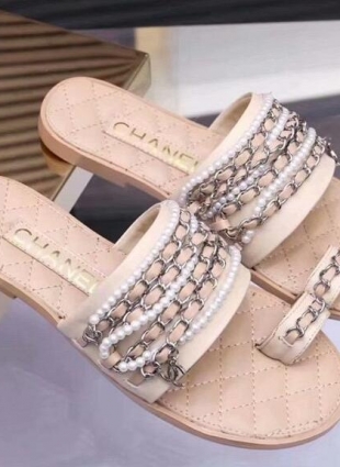 Chanel step-ins