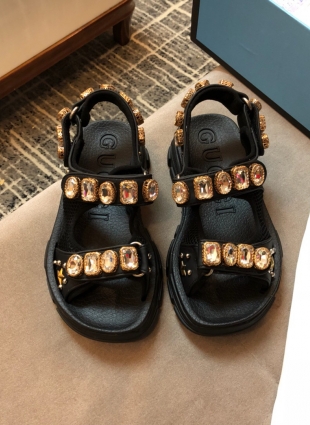 Gucci sandals black