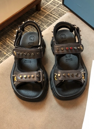 Gucci sandals