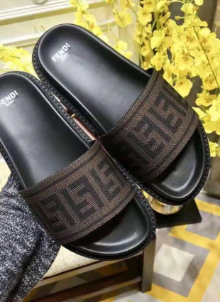Fendi step-ins brown