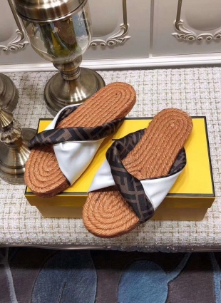 Fendi step-ins white and brown