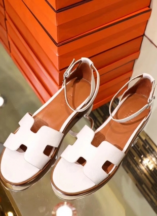 Hermès sandals white