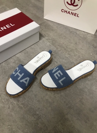 Chanel step-ins blue