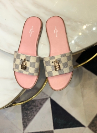 Louis Vuitton step-ins multicolored