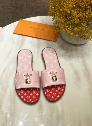 Louis Vuitton step-ins pink
