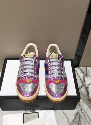 Gucci sneakers pink