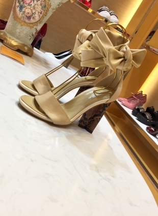 Louis Vuitton sandals beige