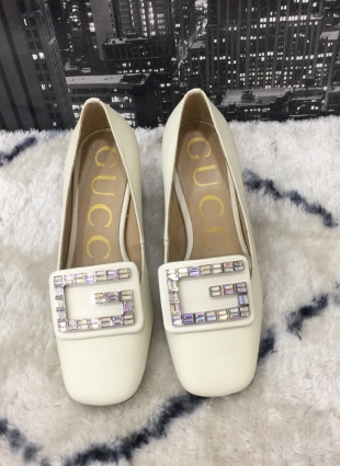 Gucci shoes ivory