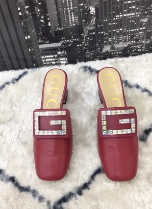 Gucci shoes red
