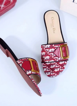 Christian Dior step-ins red