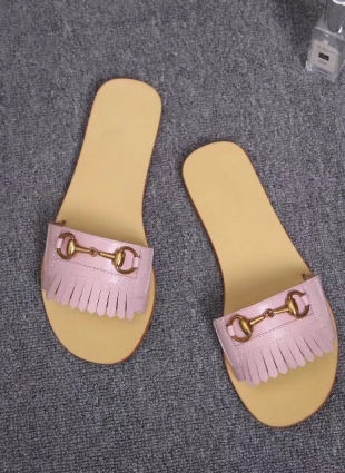 Gucci step-ins pink