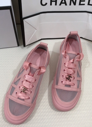 Chanel sneakers pink
