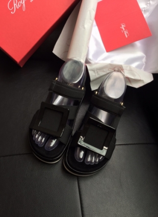Roger Vivier sandals black
