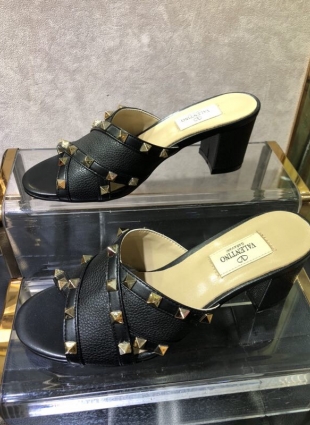 Valentino sandals black