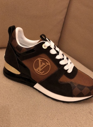 Louis Vuitton sneakers brown