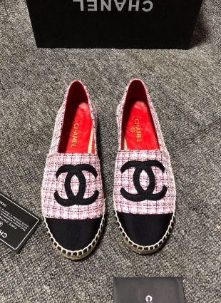 Chanel shoes pink