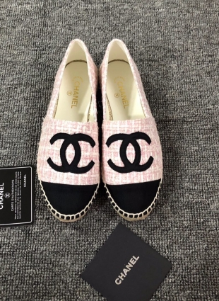 Chanel shoes pink and black