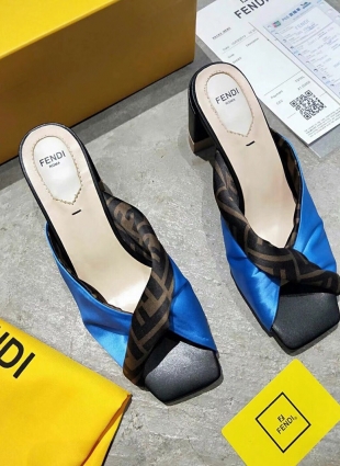 Fendi sandals brown and blue