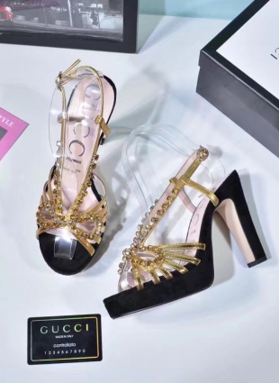 Gucci sandals black and gold
