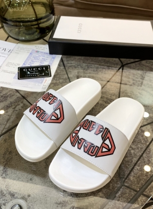 Gucci step-ins white