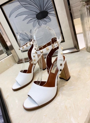 Valentino sandals white