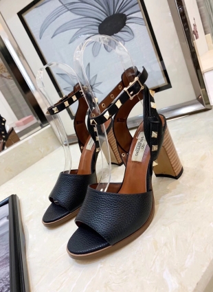 Valentino sandals black