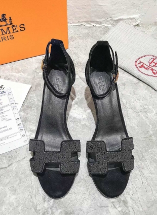 Hermès sandals black