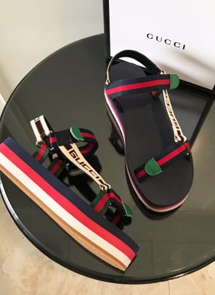Gucci sandals multicolored