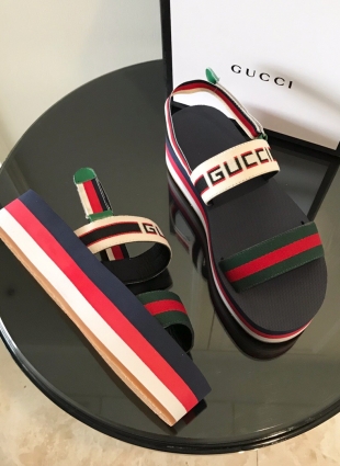 Gucci sandals multicolored