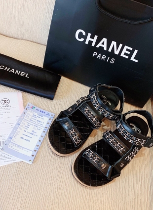 Chanel sandals black