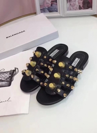 Balenciaga step-ins black