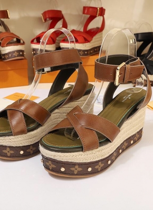 Louis Vuitton sandals brown