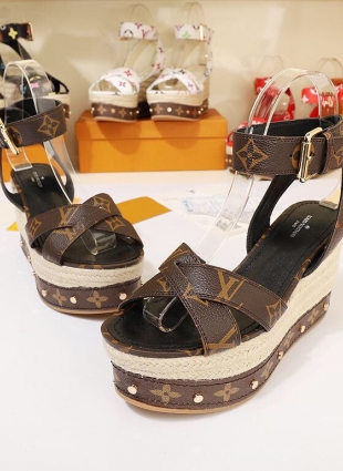 Louis Vuitton sandals brown