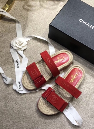 Chanel sandals red