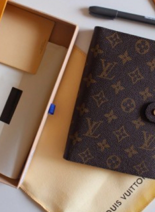 Louis Vuitton Agenda