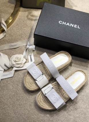 Chanel sandals white